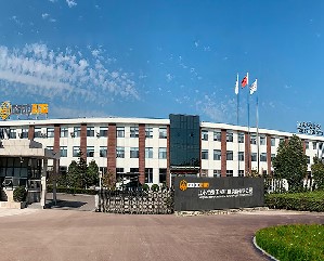 某重型机械装备科技有限公司-工 程 机 械 装 备 焊 接