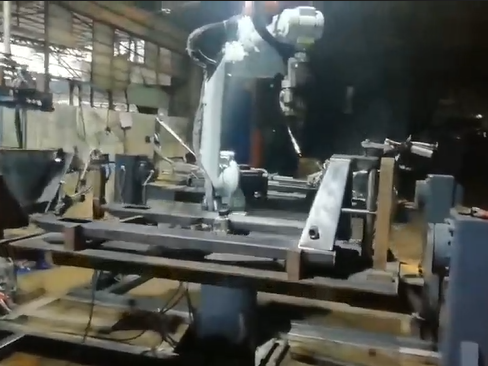 叉车气保焊机器人-叉车结构件焊接